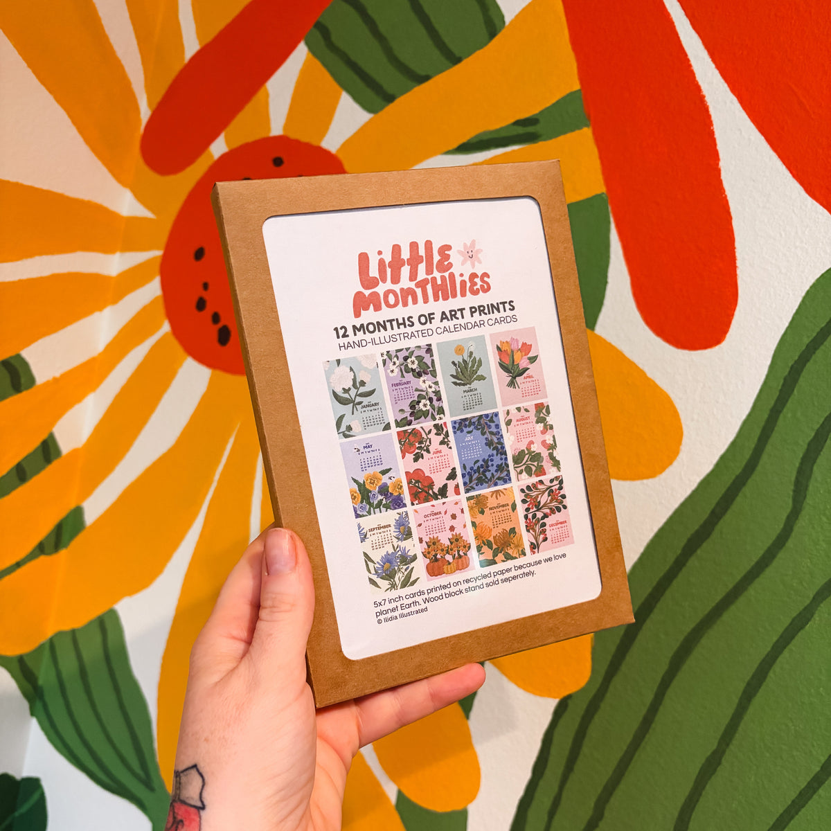 Hand illustrated desk calendar cards